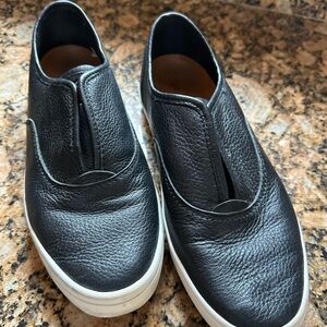 Frye Black Leather Slip-On Shoes, Women’s Size 9